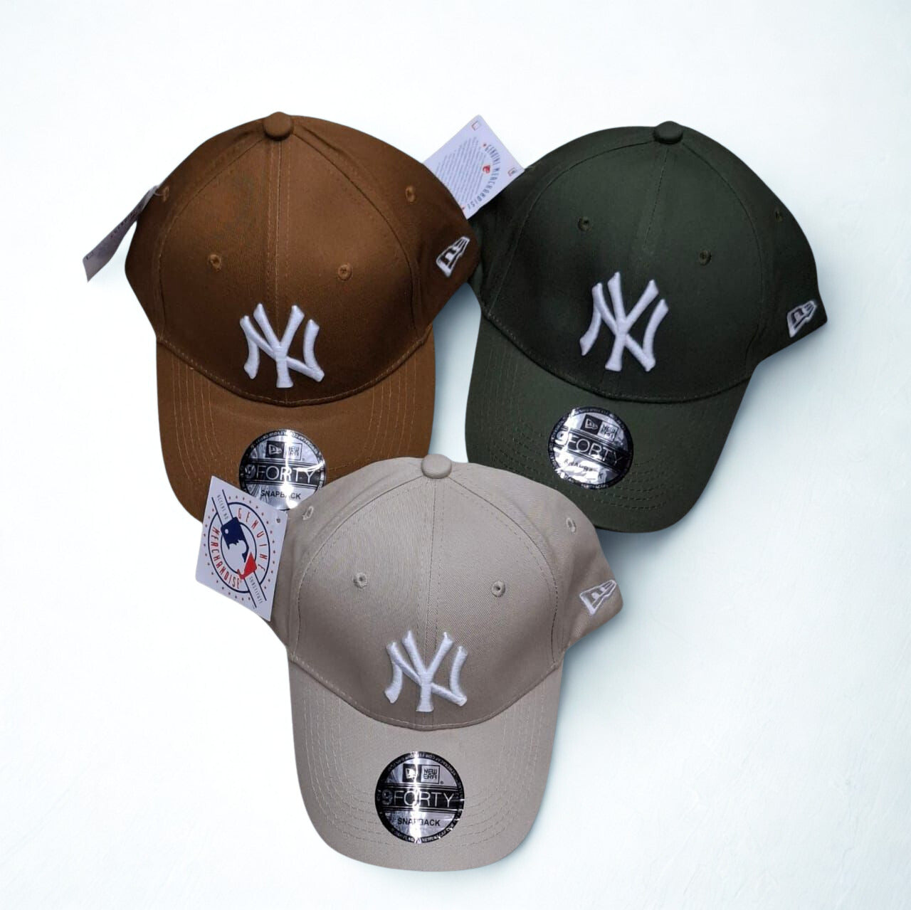 New Era New York Yankees 9FORTY Adjustable Baseball Cap - Official MLB NY Logo in Multiple Colors