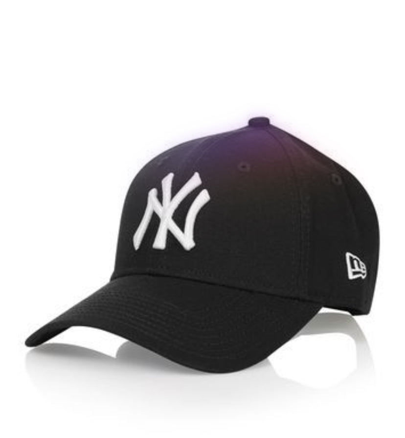 New Era New York Yankees 9FORTY Adjustable Baseball Cap - Official MLB NY Logo in Multiple Colors