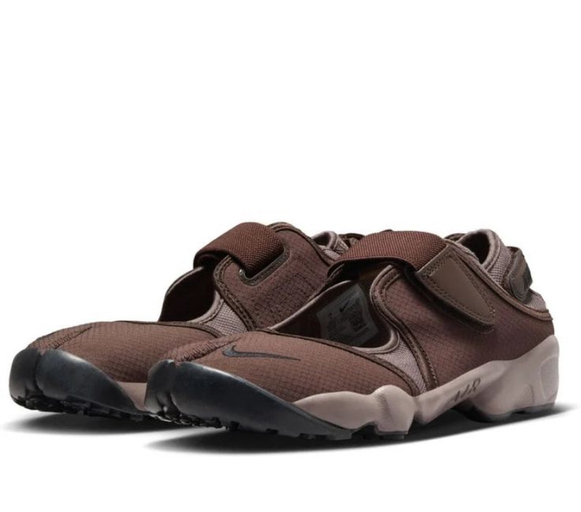 Nike Air Rift Unisex Multi-Color Sneakers | Sizes 3-9 | Split-Toe ’90s Retro