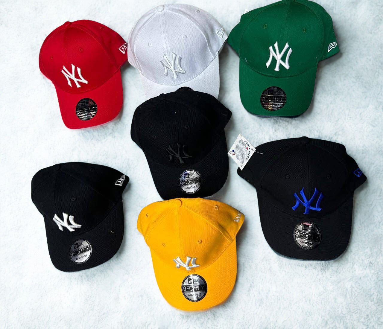 New Era New York Yankees 9FORTY Adjustable Baseball Cap - Official MLB NY Logo in Multiple Colors